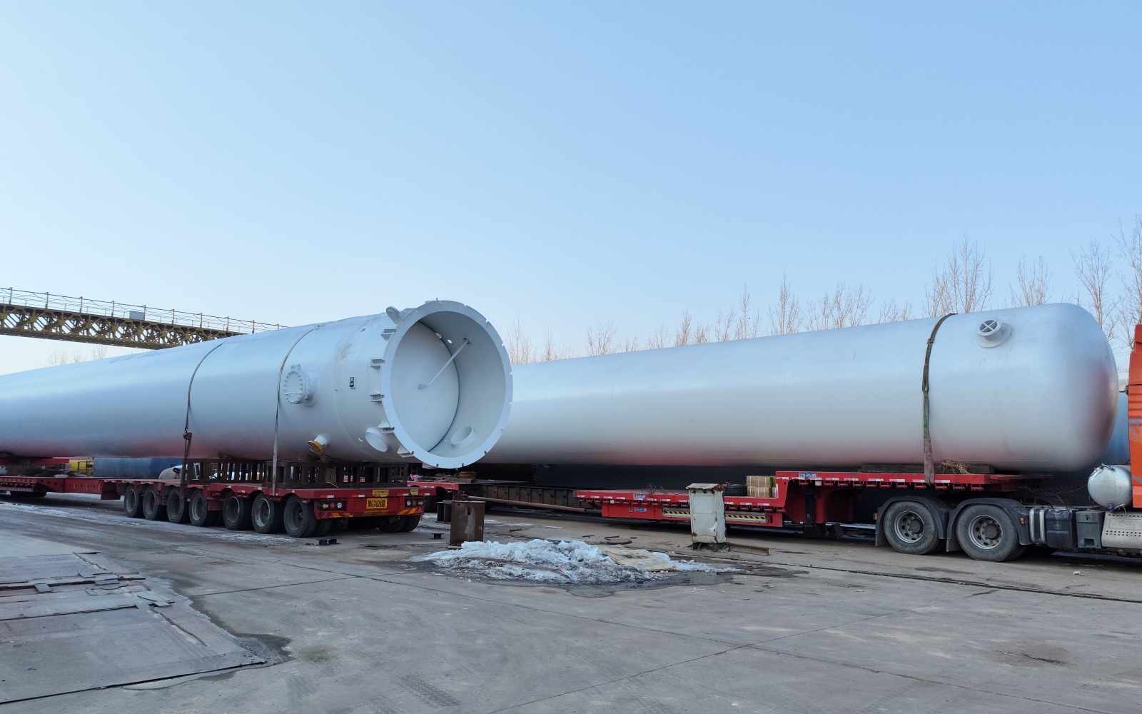 儲罐容器_壓力容器_低溫儲罐_菏澤花王壓力容器